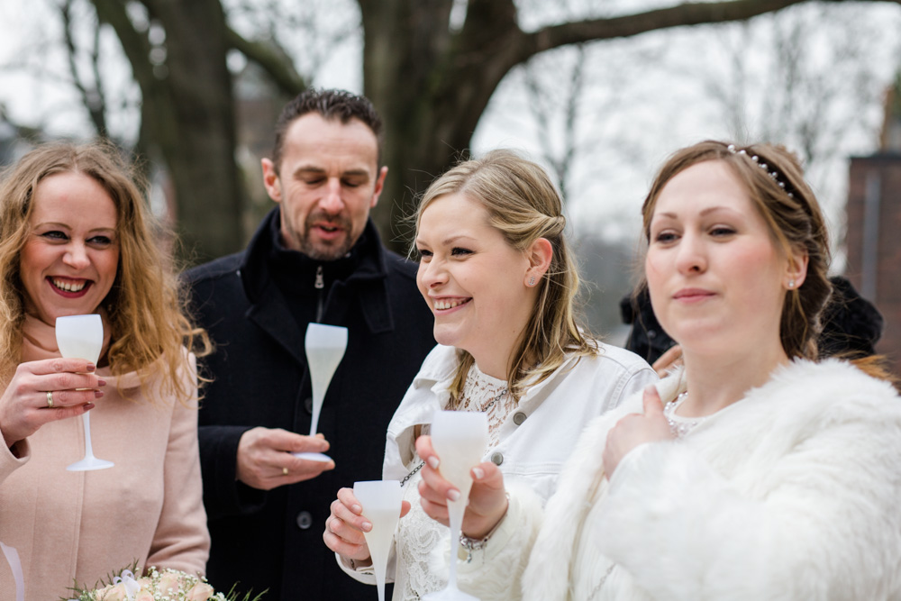 Hochzeit im Standesamt Wandsbek und Ohlendorffsche Villa in Volksdorf